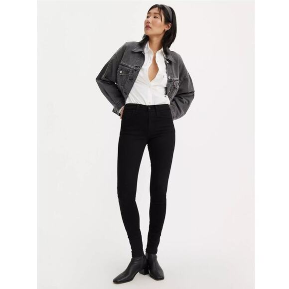 Levi's 720 High Rise Super Skinny Women's Jeans in Black Squared - Picture 2 of 8